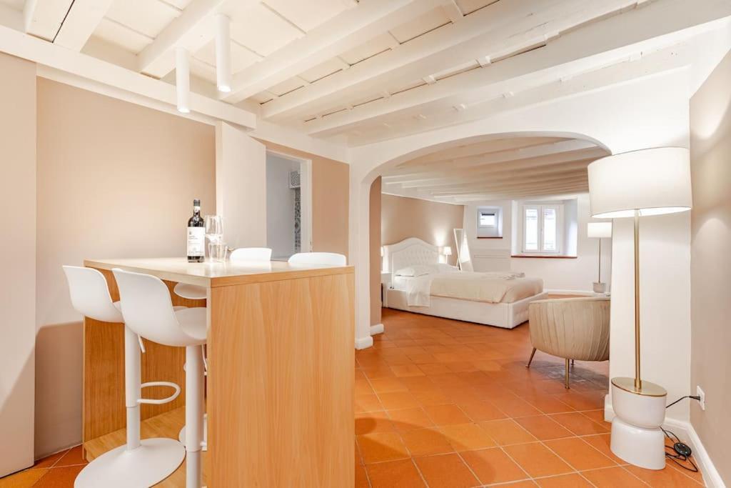 Amazing Apartment In Piazza Santa Croce Firenze Eksteriør billede